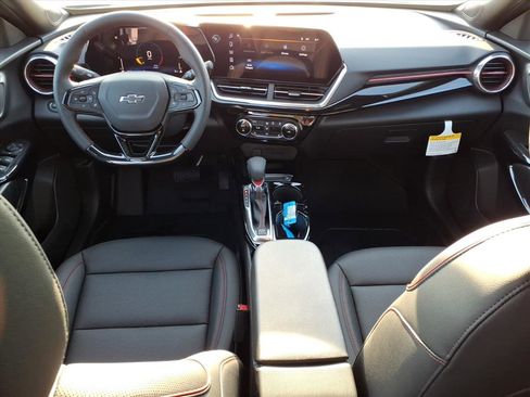 New 2026 Chevrolet Trax RS w/ Sunroof Package image 11