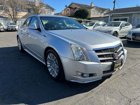 Used 2010 Cadillac CTS Premium image 3
