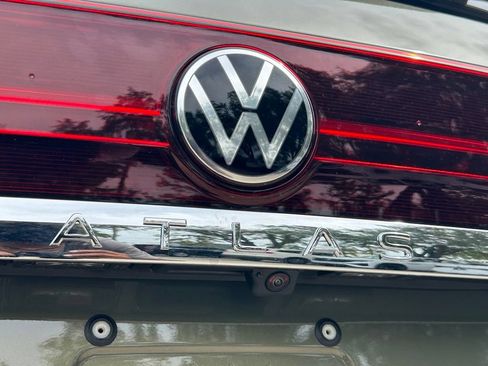 New 2026 Volkswagen Atlas SE FWD image 39