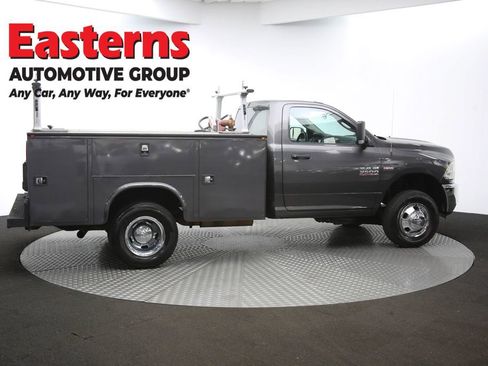 Used 2018 RAM 3500 Tradesman w/ Chrome Appearance Group image 43