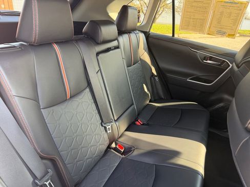 Used 2024 Toyota RAV4 Adventure image 17