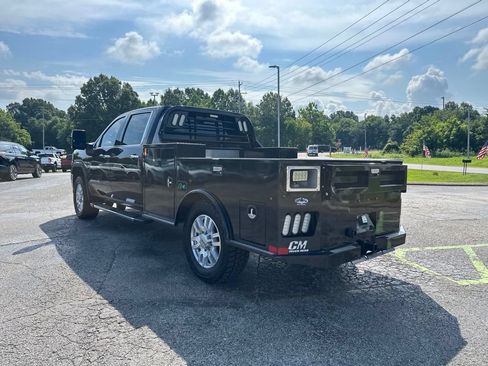 Used 2022 GMC Sierra 3500 SLT w/ SLT Preferred Package AWD/4WD image 5