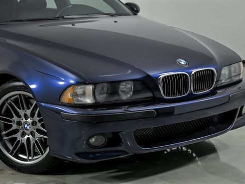 Used 2000 BMW M5 RWD image 2
