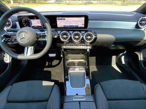 Certified 2026 Mercedes-Benz CLA 250 4MATIC image 5
