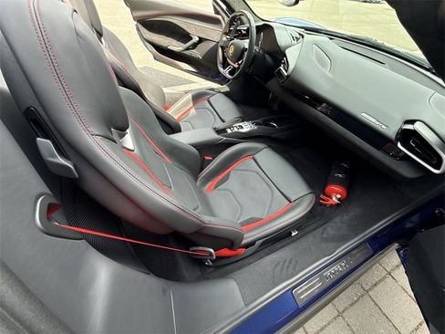 Used 2024 Ferrari 296 GTS image 29