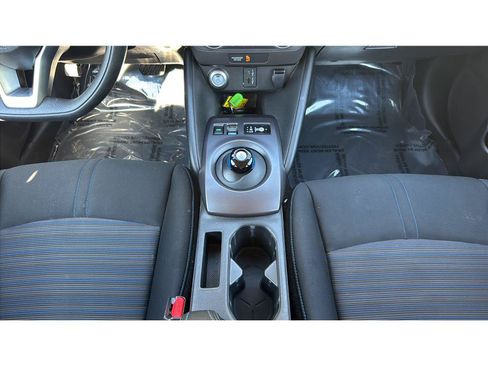 Used 2025 Nissan Leaf S FWD image 25