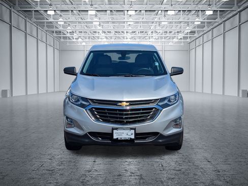Used 2018 Chevrolet Equinox LS AWD/4WD image 8