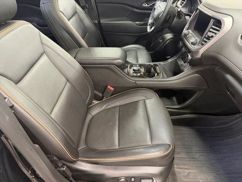 Used 2023 GMC Acadia AT4 w/ Technology Package image 18