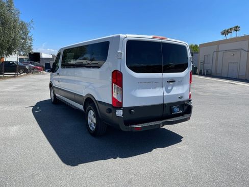 Used 2018 Ford Transit 350 XLT RWD image 7