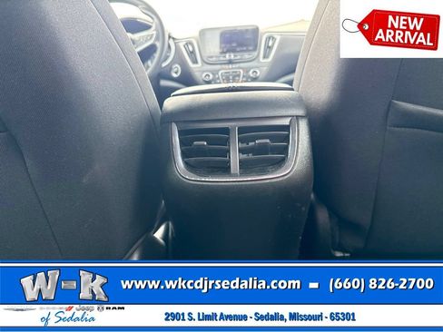 Used 2024 Chevrolet Malibu LT FWD image 29