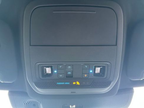 New 2026 Ford Explorer Platinum w/ LUX Leather Package image 18