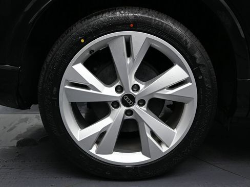 Used 2023 Audi Q4 e-tron Premium w/ Convenience Package image 14