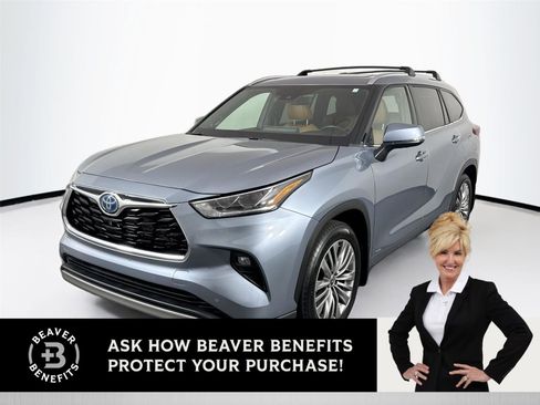 Used 2022 Toyota Highlander Platinum AWD/4WD image 1