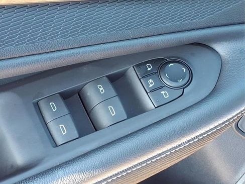 Used 2024 Chevrolet Blazer EV LT AWD/4WD image 16