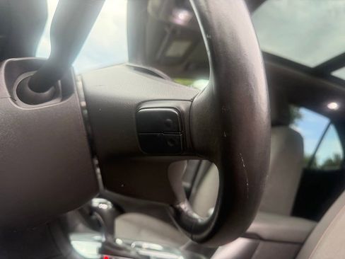 Used 2018 Chevrolet Equinox LT w/ Sun & Infotainment Package FWD image 16