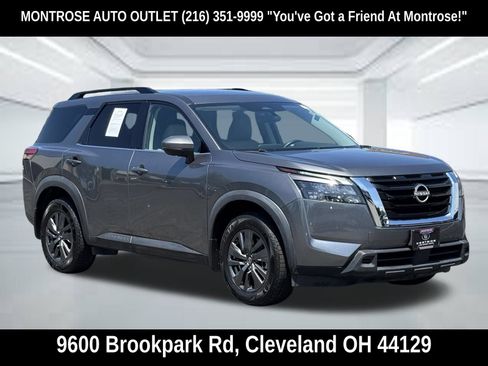 Used 2023 Nissan Pathfinder SV AWD/4WD image 53