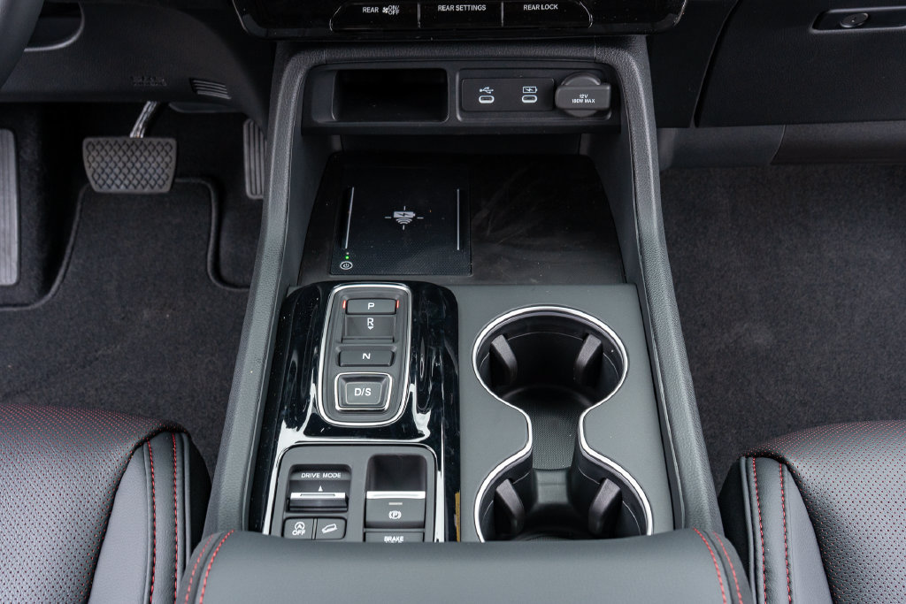 New 2026 Honda Pilot Black Edition image 24