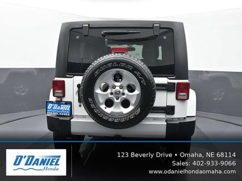 Used 2013 Jeep Wrangler Unlimited Sahara w/ Trailer Tow Group AWD/4WD image 5