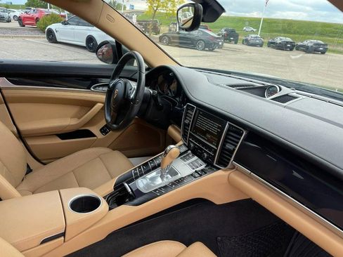 Used 2013 Porsche Panamera 4 Platinum Edition image 10