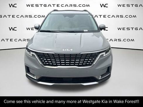 Certified 2024 Kia Carnival SX Prestige FWD image 2