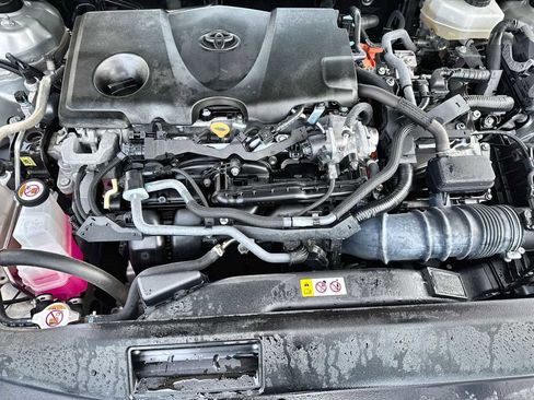 Used 2025 Toyota Camry LE FWD image 13