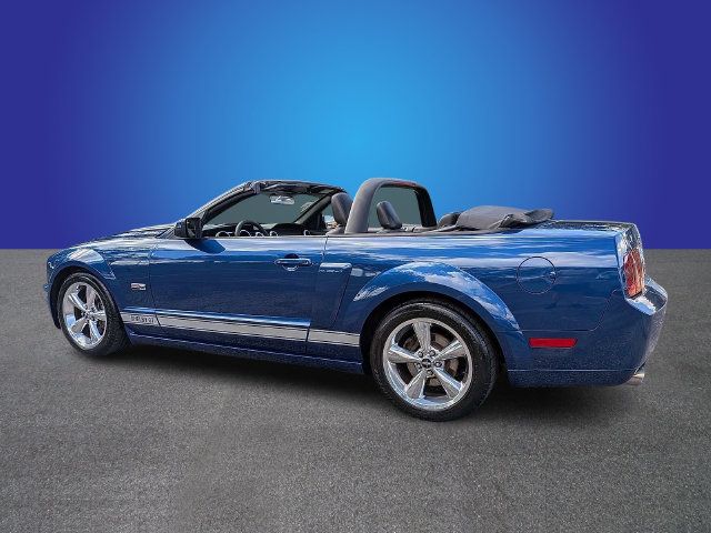 Used 2008 Ford Mustang GT RWD image 3