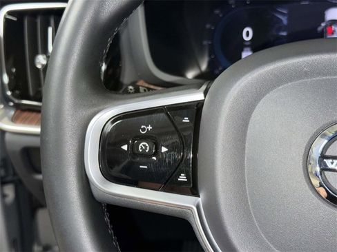 Used 2023 Volvo V60 B5 Cross Country Plus w/ Climate Package image 30