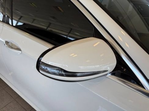 Used 2017 Mercedes-Benz E 300 image 11