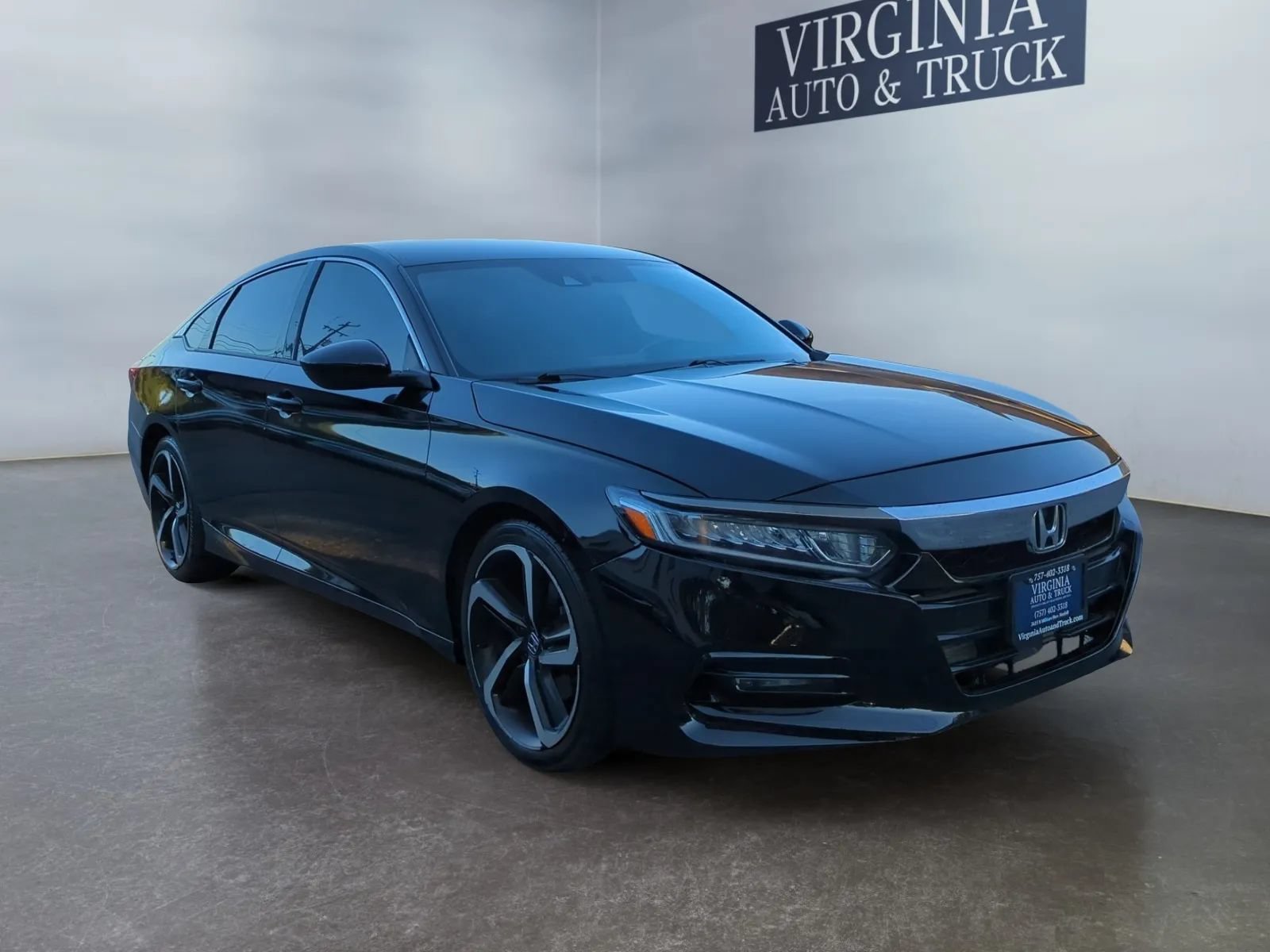 Used 2019 Honda Accord Sport image 5