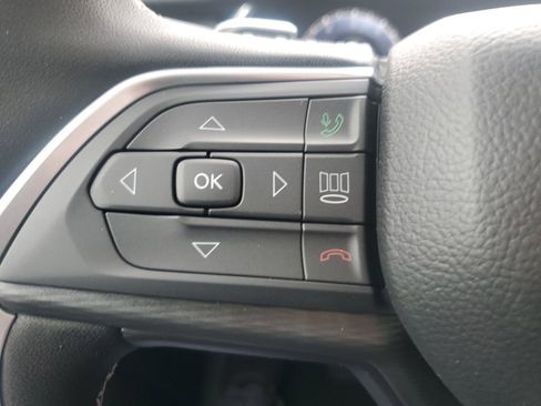 New 2025 Jeep Grand Cherokee L Altitude image 33