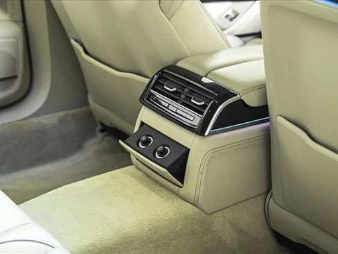 Used 2020 Audi A8 L 3.0T image 18