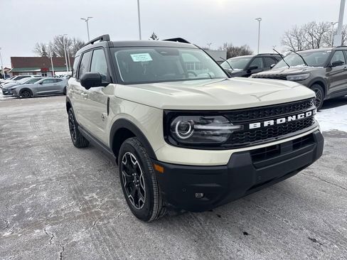 Used 2025 Ford Bronco Sport Outer Banks w/ Outer Banks Tech Package+ image 4