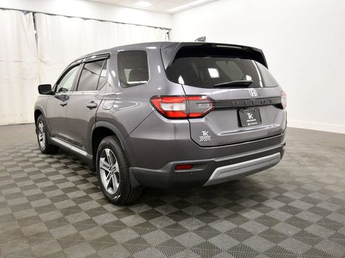 Certified 2023 Honda Pilot EX-L image 5
