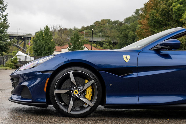 Used 2022 Ferrari Portofino M RWD image 3