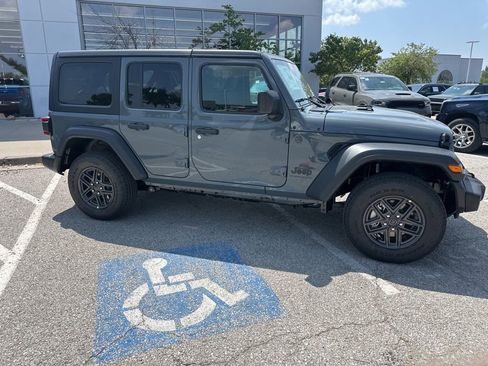 New 2025 Jeep Wrangler Unlimited Sport AWD/4WD image 38