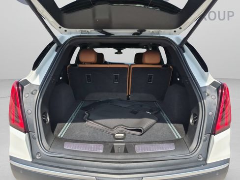 Used 2023 Cadillac XT5 Premium Luxury w/ Technology Package FWD image 25