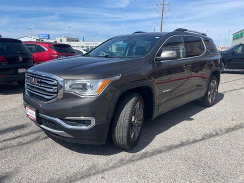 Used 2019 GMC Acadia SLT image 2