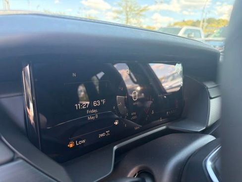 New 2026 GMC Acadia Elevation w/ Black Edition AWD/4WD image 32