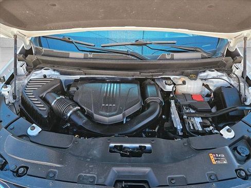 Used 2024 Chevrolet Traverse LT image 24