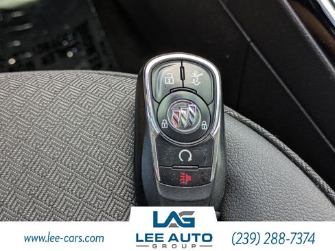 Used 2023 Buick Encore GX Select w/ Sport Touring Package FWD image 31