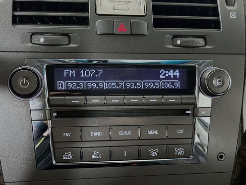 Used 2011 Cadillac DTS image 13