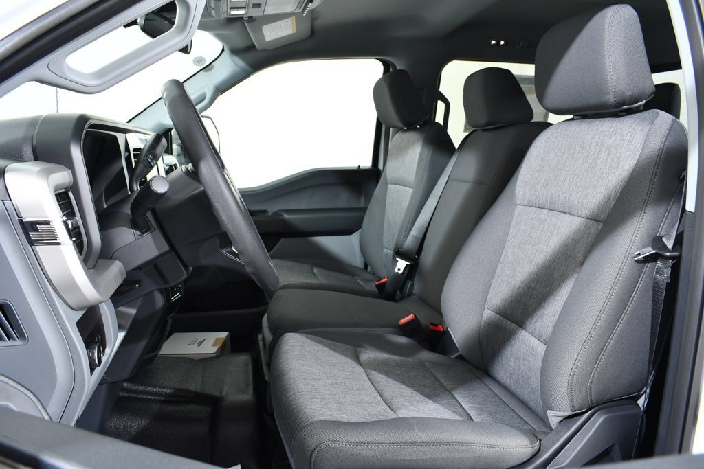 New 2027 Ford F550 4x4 Crew Cab image 6