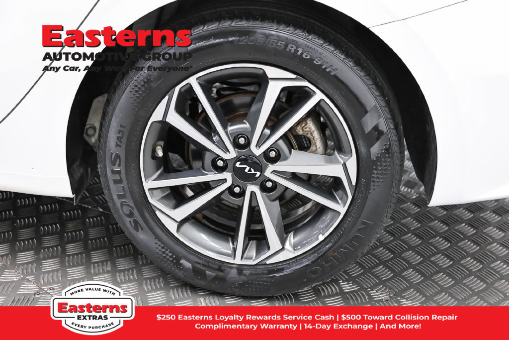 Used 2023 Kia Forte LXS FWD image 33