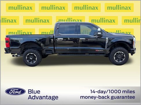 Used 2025 Ford F250 Platinum w/ Platinum Plus Package AWD/4WD image 2