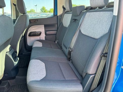 Used 2025 Ford Maverick XLT FWD image 11