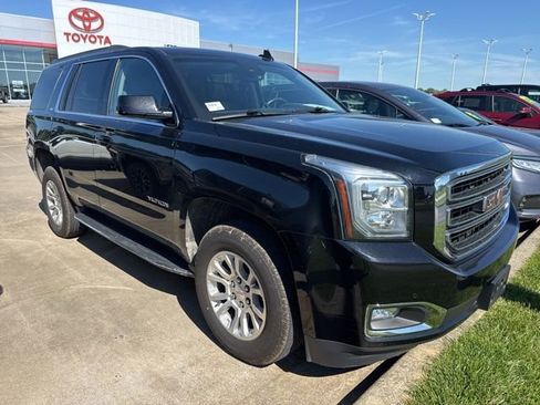 Used 2017 GMC Yukon SLT w/ Open Road Package AWD/4WD image 13