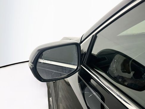 Used 2018 Honda CR-V EX image 16