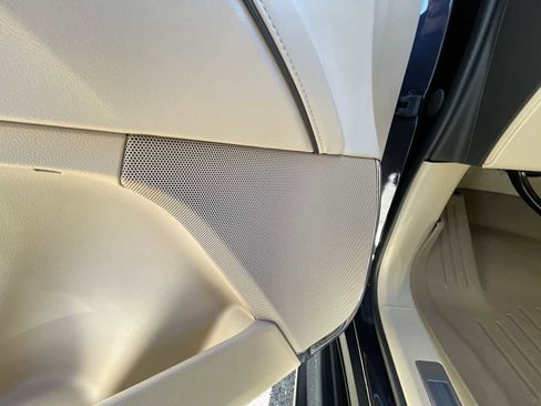 Certified 2023 Cadillac Escalade ESV Premium Luxury w/ LPO, Radiant Package image 25