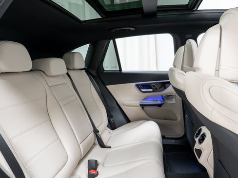 New 2026 Mercedes-Benz GLC 300 4MATIC image 24