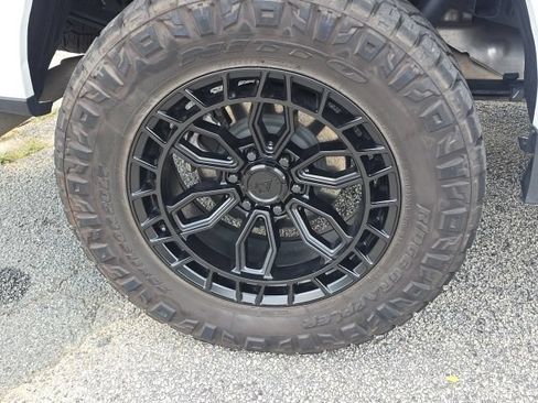 Used 2025 Ford F150 XLT w/ Equipment Group 302A MID AWD/4WD image 12